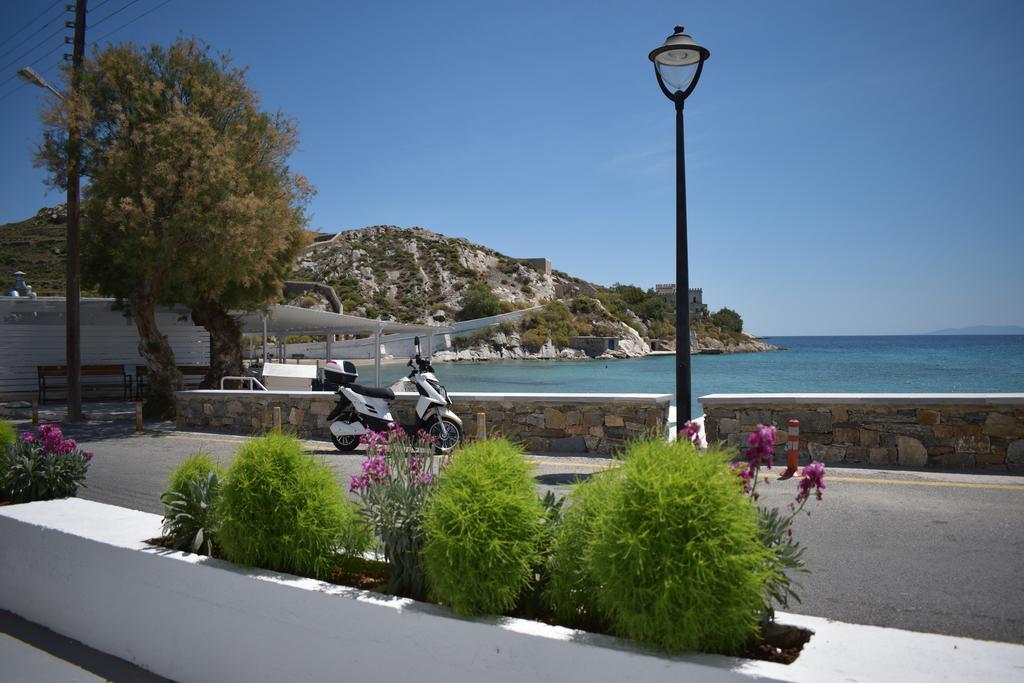 Vari Beach Hotel Exterior photo