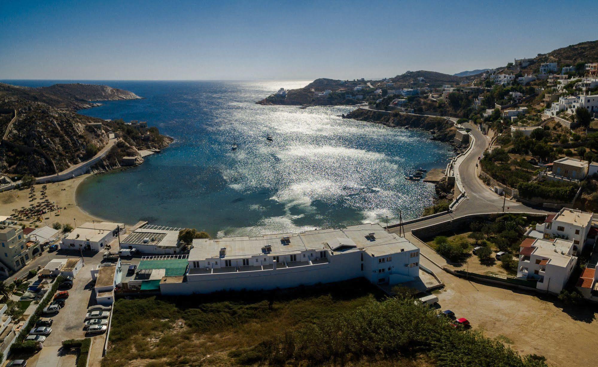 Vari Beach Hotel Exterior photo